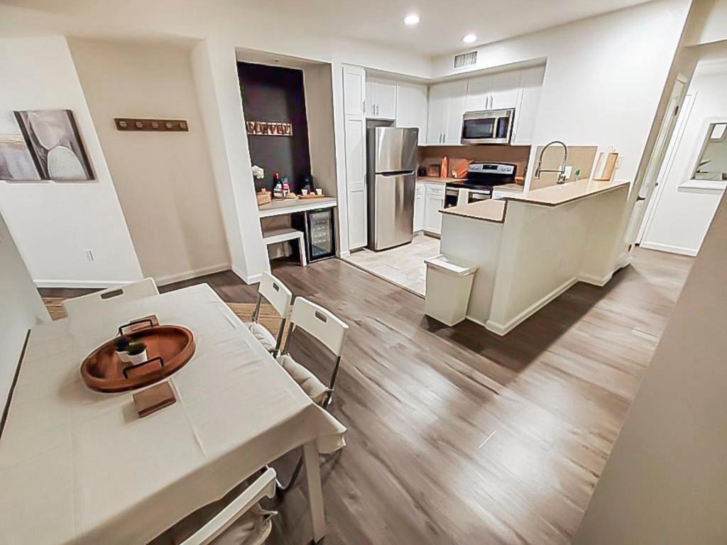 Two Bedroom Condo At Universal Studios Los Angeles Esterno foto
